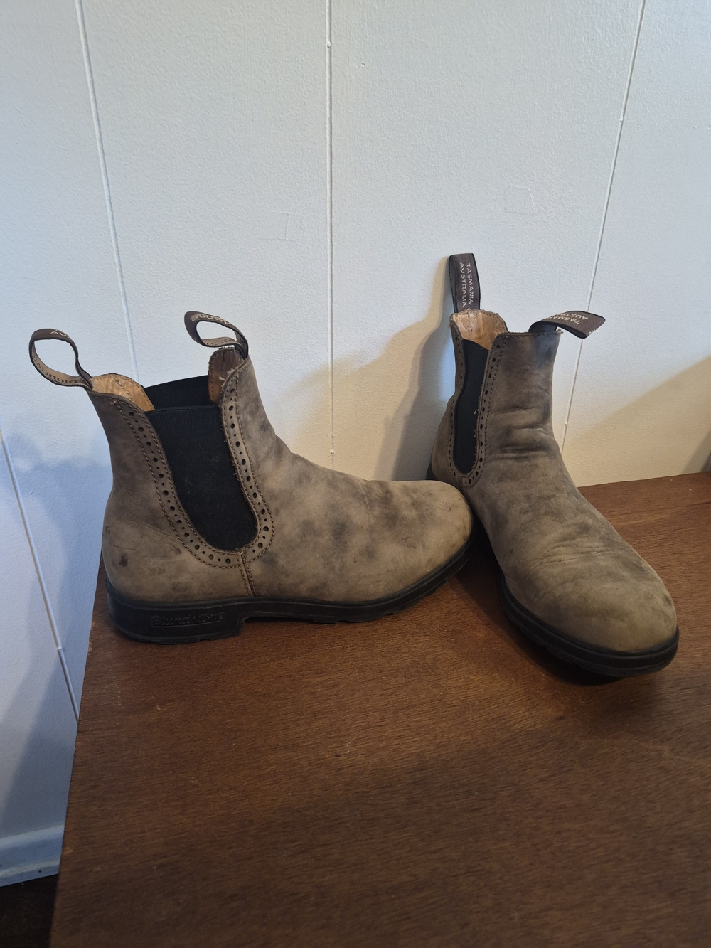 Blundstone Women's Chukka Boots in Gray Brown - Picture 2 of 4